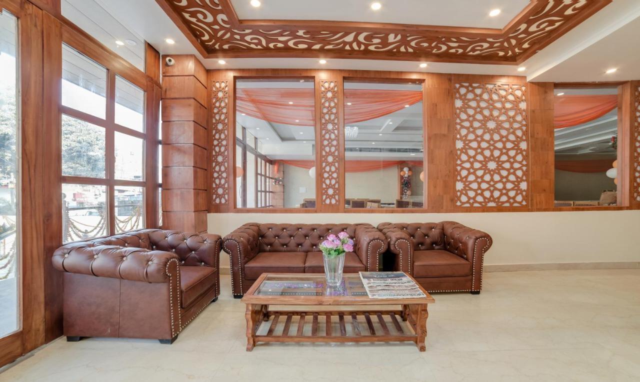 Treebo G K Residency Near Dehradun Railway Station Hotell Exteriör bild