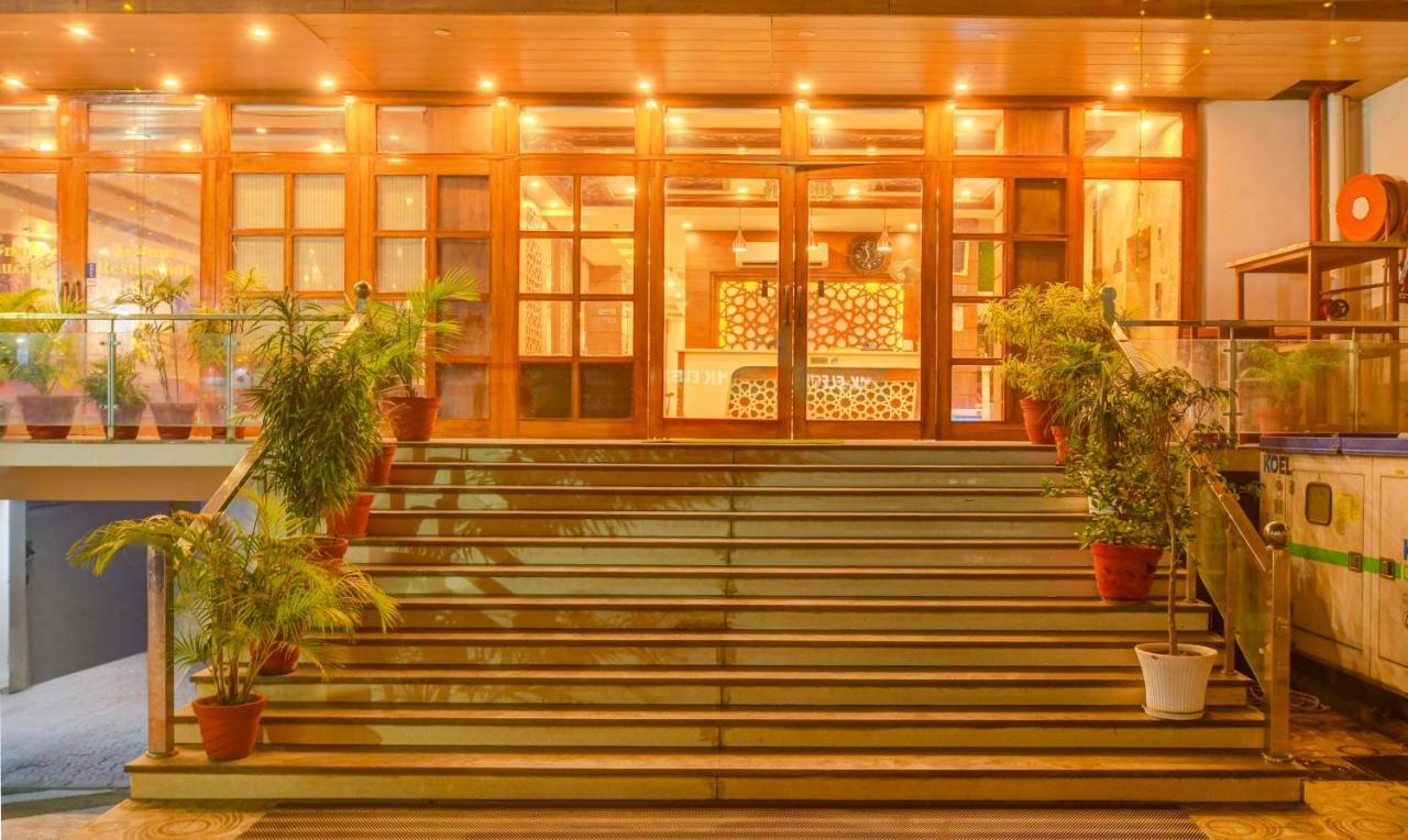 Treebo G K Residency Near Dehradun Railway Station Hotell Exteriör bild